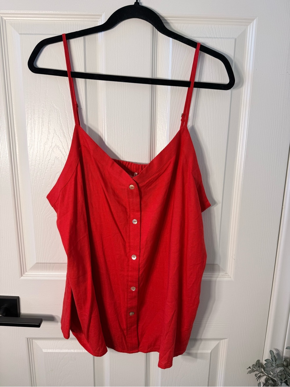 fun 2 fun Red Spaghetti-Strap Button-Front Camisole